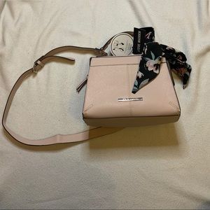 breeze crossbody Steve Madden purse